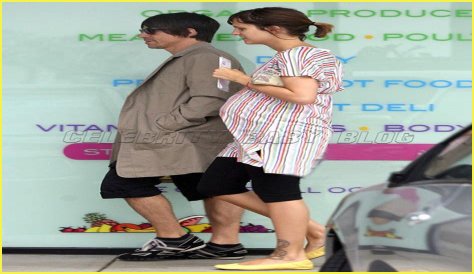 Discovering Anthony Kiedis' Daughter In 2023: A Glimpse Into Her Life